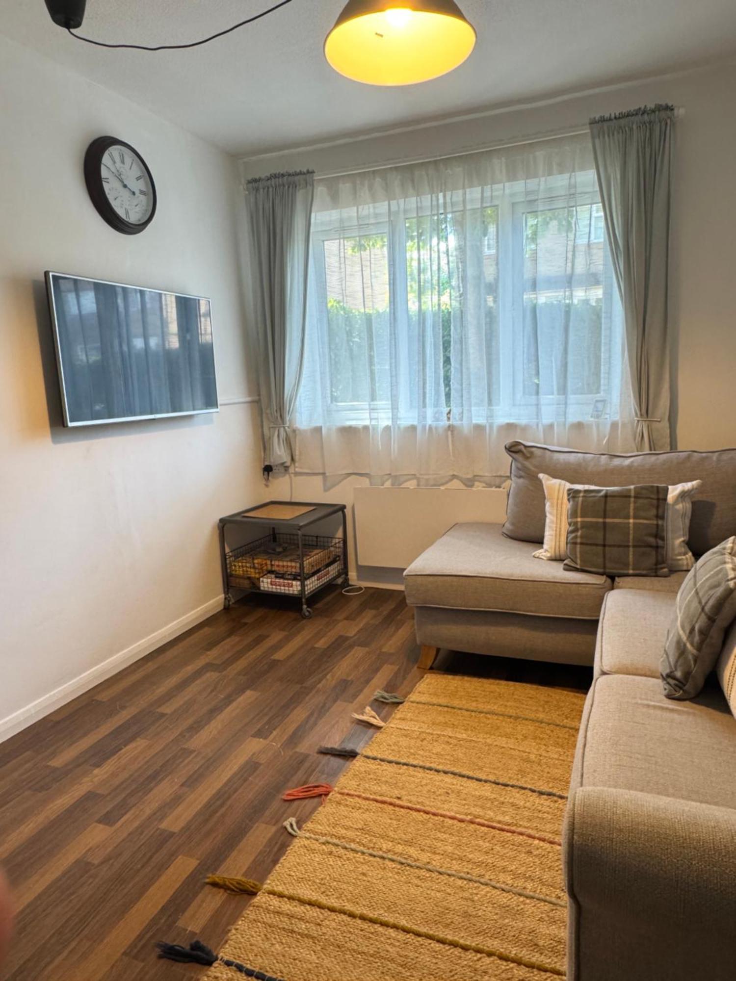 Grundy House Apartment Uxbridge Ngoại thất bức ảnh